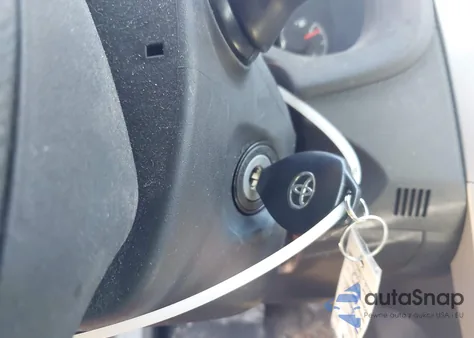 2013 Toyota Corolla Le z USA, uszkodzony, nr VIN 5YFBU4EE9DP096070